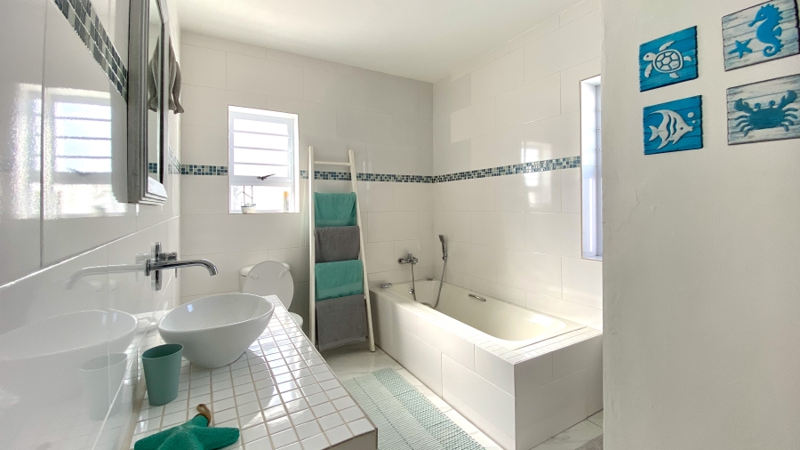 3 Bedroom Property for Sale in Dwarskersbos Western Cape